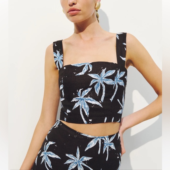 Reformation Vio Linen Top and Margot Linen Skirt in Date Palm - Picture 2 of 8